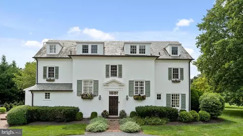 423 Old Eagle School Rd #WITH, Wayne, PA 19087