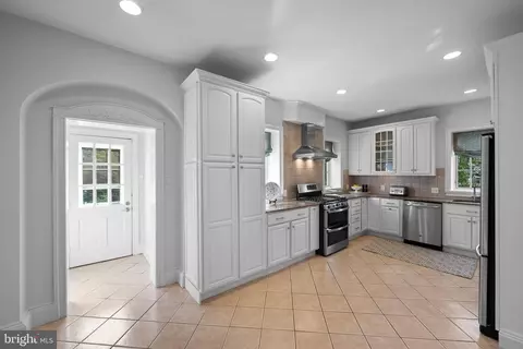 423 Old Eagle School Rd #WITH, Wayne, PA 19087 photo 11