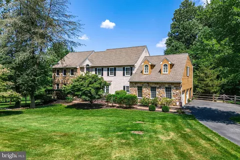 1178 Meredith Ln, Chester Springs, PA 19425