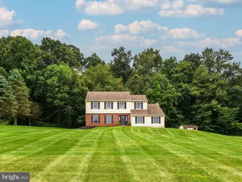 102 Heidi Ln, Coatesville, PA 19320