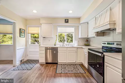 350 Red Coat Ln, Wayne, PA 19087 photo 11