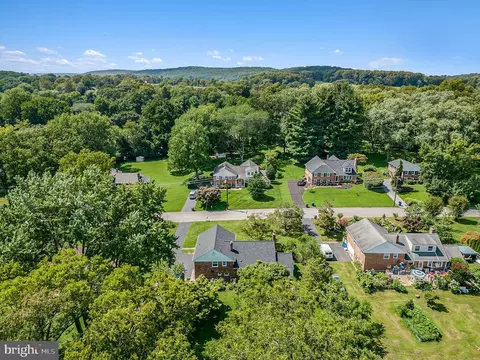 350 Red Coat Ln, Wayne, PA 19087 photo 37