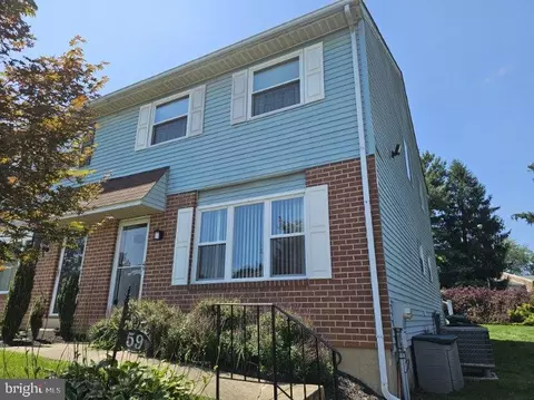 59 Nancy Ln, Downingtown, PA 19335 photo 1