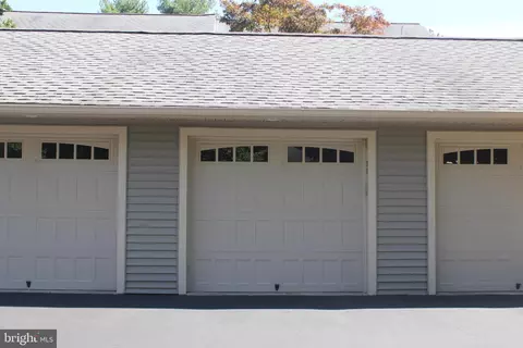 31 Wingstone Ln, Devon, PA 19333 photo 37