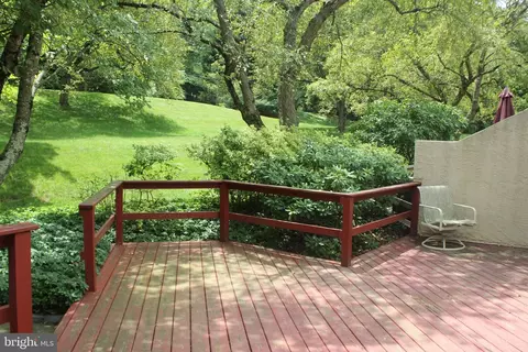 31 Wingstone Ln, Devon, PA 19333 photo 40