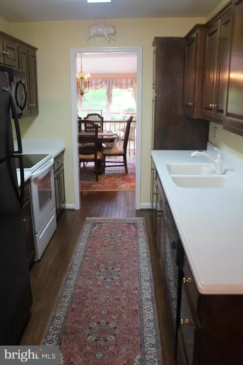 31 Wingstone Ln, Devon, PA 19333 photo 9