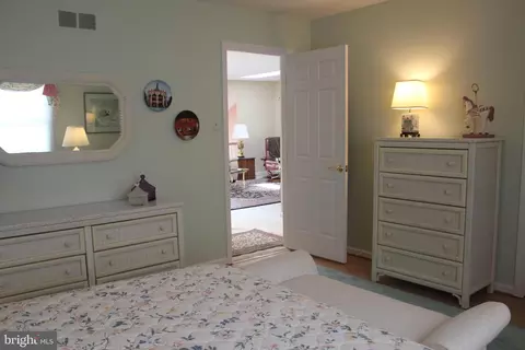 31 Wingstone Ln, Devon, PA 19333 photo 32