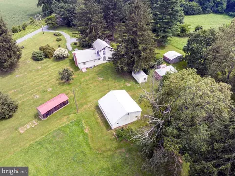 230 Laurel Rd, Elverson, PA 19520