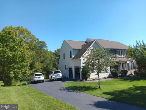 928 Grandview Dr, Exton, PA 19341