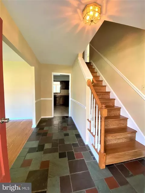 109 Baker Cir, Exton, PA 19341 photo 5