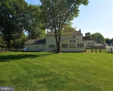 109 Baker Cir, Exton, PA 19341 photo 33