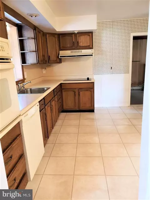 109 Baker Cir, Exton, PA 19341 photo 14