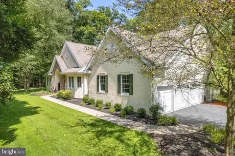 3 Spitfire House Ln, Landenberg, PA 19350