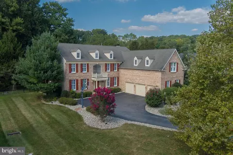 305 Bond Ct, Exton, PA 19341