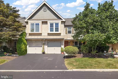 1103 Evesham Ct, West Chester, PA 19382