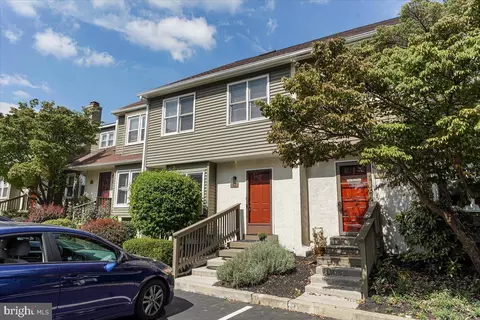 5103 Shannon Ct, Chester Springs, PA 19425