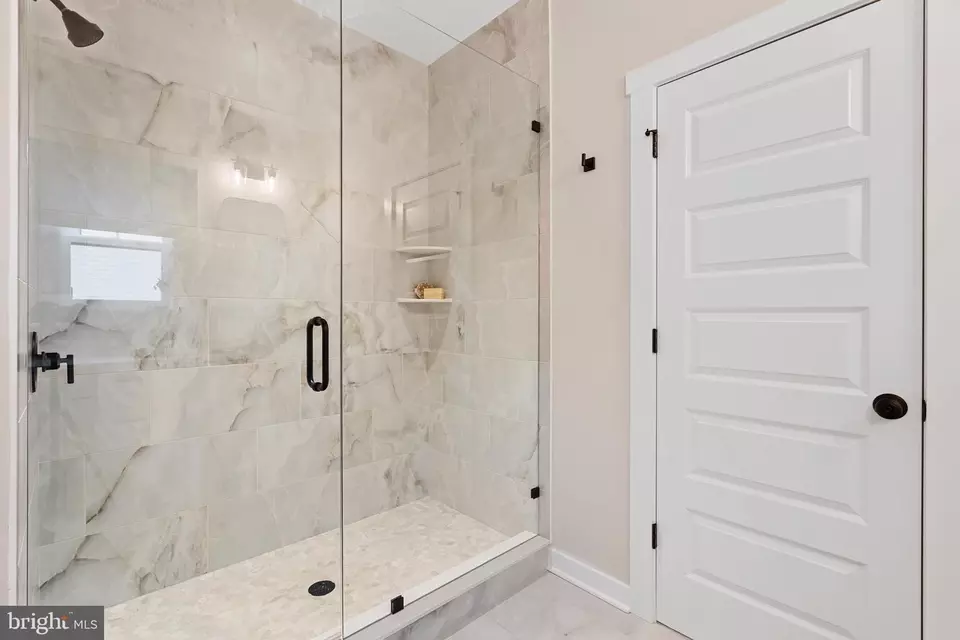 Bath - 100 Hearthside Way #SAVANNAH, Oxford, PA 19363 photo 2 of 3