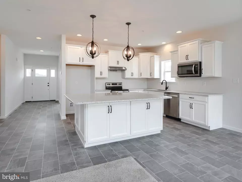 Kitchen - 100 Hearthside Way #SAVANNAH, Oxford, PA 19363 photo 2 of 2