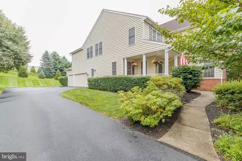 222 Windham Dr, Exton, PA 19341 photo 4