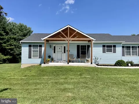 374 Lewisville Rd, Lincoln University, PA 19352