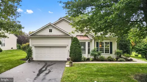 618 Martin Dr, Avondale, PA 19311