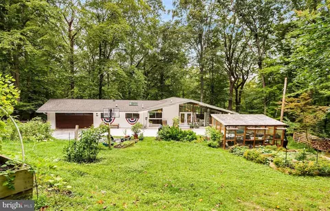 417 Paul Lemen Dr, Valley Forge, PA 19481