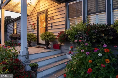 405 W Anderson Ave, Phoenixville, PA 19460