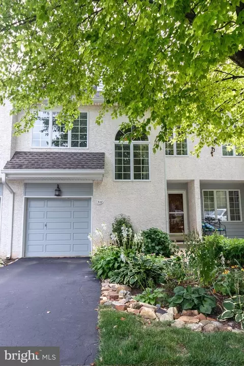 578 W Saxony Dr, Exton, PA 19341