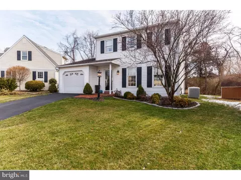 212 Wren Ct, Downingtown, PA 19335