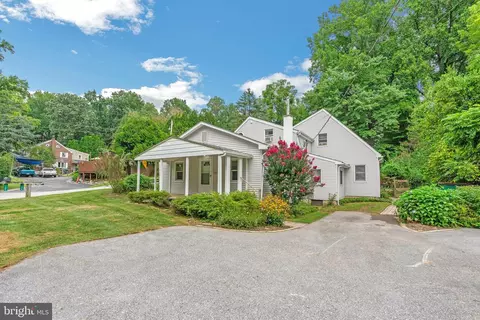 1123 Manor Rd, Coatesville, PA 19320