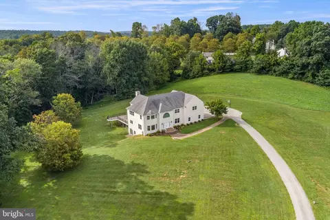 735 N Reeds Rd, Downingtown, PA 19335