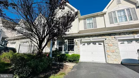 4 Adams Ln, Downingtown, PA 19335