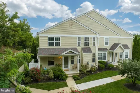 72 Granite Ln #1, Chester Springs, PA 19425