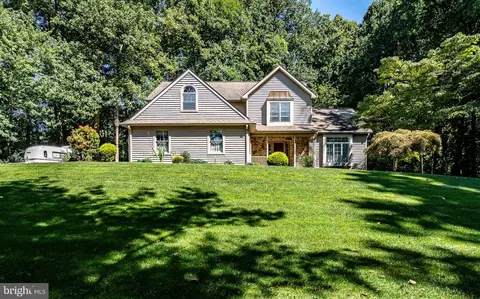35 Glenlee Ln, Coatesville, PA 19320
