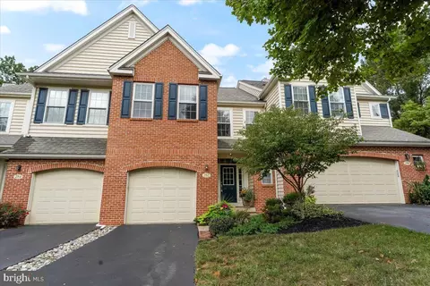 252 Cherry Ln, Kennett Square, PA 19348