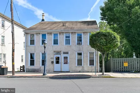 65 N Main St, Spring City, PA 19475