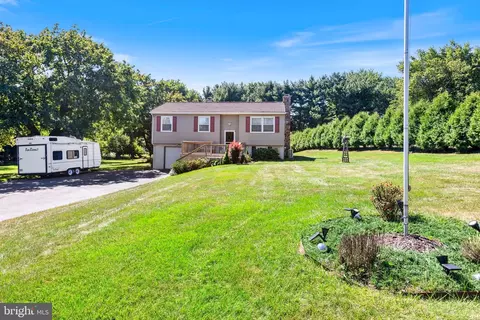5441 Strasburg Rd, Atglen, PA 19310