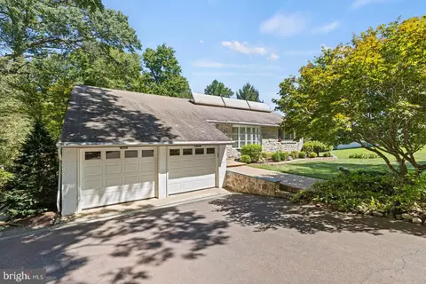 357 Bishop Rd, Pottstown, PA 19465