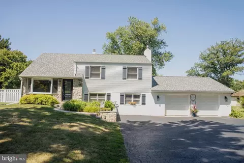 63 Rossiter Ave, Phoenixville, PA 19460