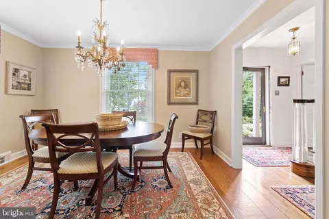 17 Chestnut Ln, Wayne, PA 19087 photo 12