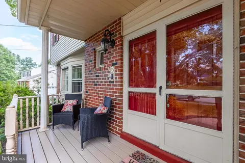 404 Crump Rd, Exton, PA 19341 photo 2