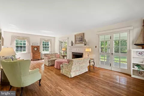 122 Spencer Rd, Devon, PA 19333 photo 4