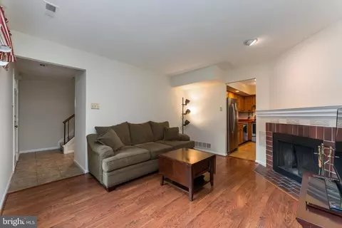 14 Esprit Ter, Chesterbrook, PA 19087 photo 3