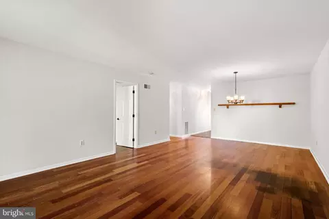 110 Valley Stream Cir, Chesterbrook, PA 19087 photo 7