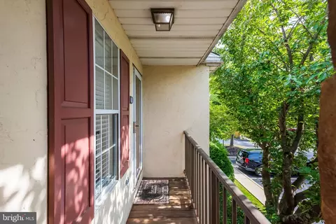 110 Valley Stream Cir, Chesterbrook, PA 19087 photo 18