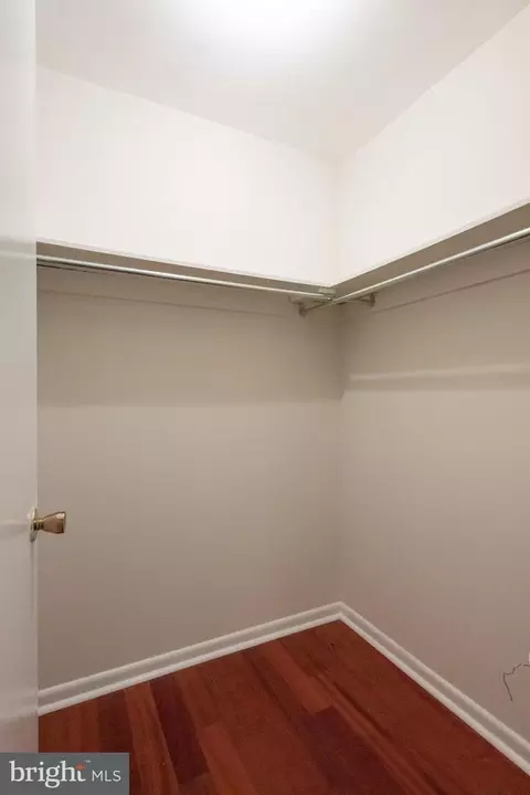 110 Valley Stream Cir, Chesterbrook, PA 19087 photo 15