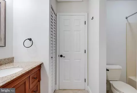 110 Valley Stream Cir, Chesterbrook, PA 19087 photo 13