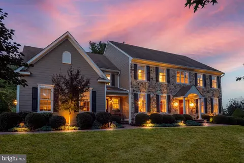 28 Lily Pond Ln, Chester Springs, PA 19425