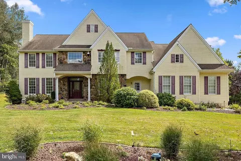 489 Greenwood Rd, Kennett Square, PA 19348