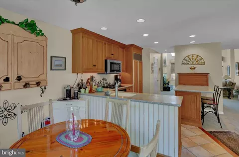29 Newport Dr, Chesterbrook, PA 19087 photo 21